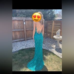 Perfect Sherri Hill prom dress